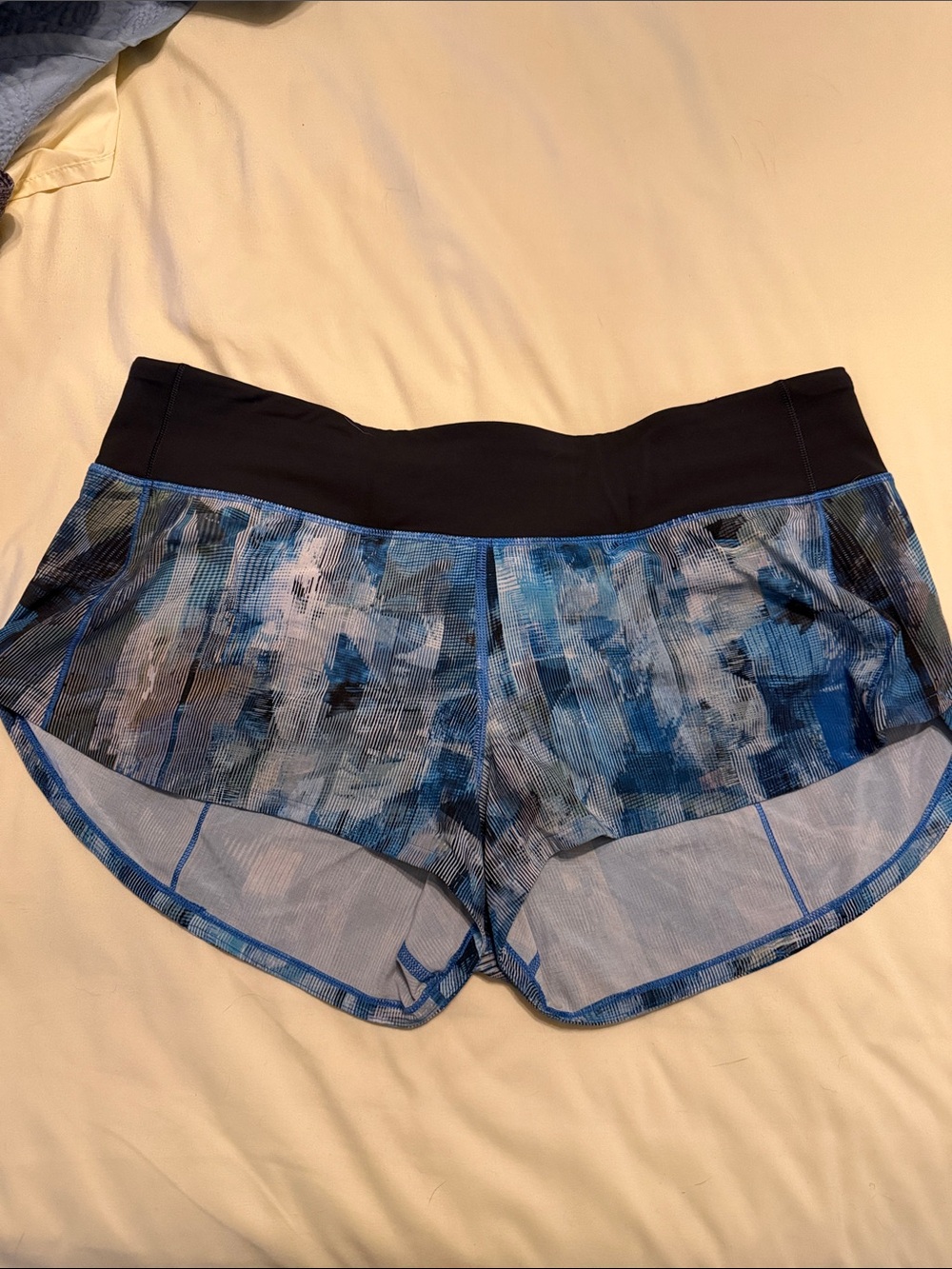 Women’s Lululemon Blue Printed Running Shorts with Black Waistband